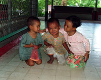Little kids, Mandalay Hill, Myanmar